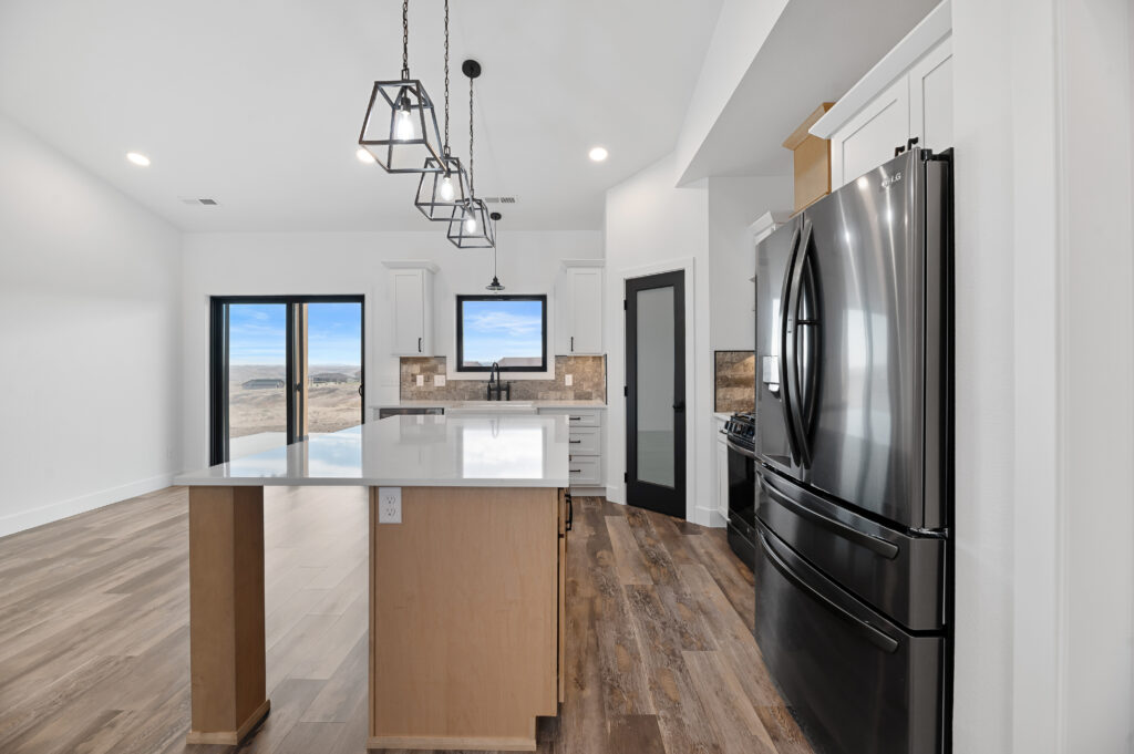 11067 Mule Train Road-32
